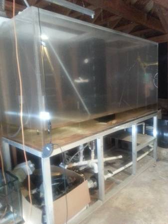 750 gallon Acrylic custom large aquarium - $5000 ( san antonio)